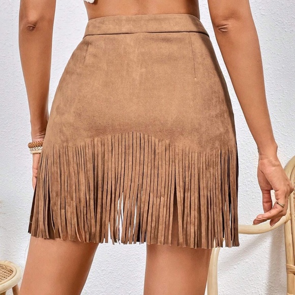 Western Fringe Hem Studded Mini Skirt - Picture 8 of 10
